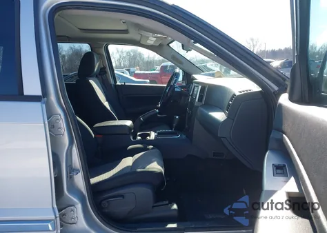 2009 Jeep Grand Cherokee Laredo z USA, uszkodzony, nr VIN 1J8GR48K29C549320